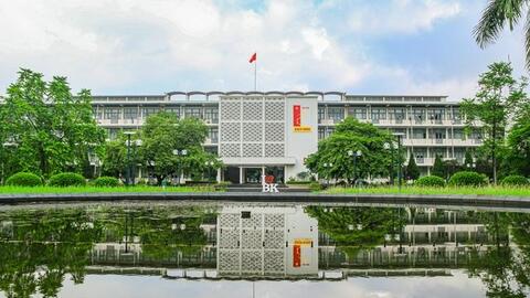 Trường đại học rộng nhất trung tâm Hà Nội, sinh viên phải tra bản đồ để tìm đường