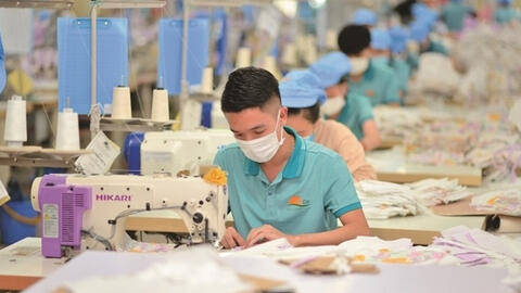 Nhiều đơn hàng dệt may chuyển sang Việt Nam