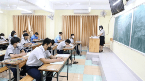 Nóng: TPHCM chính thức công bố điểm chuẩn lớp 10