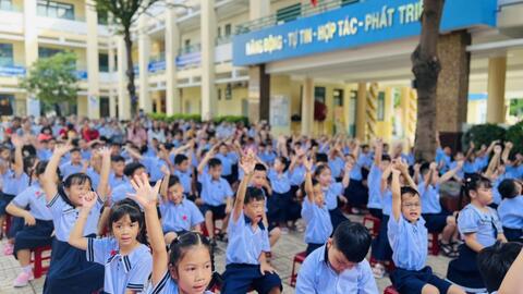 Nhiều địa bàn tại TP.HCM không đủ trường tiểu học công lập