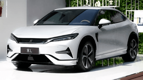 Hãng xe sắp xây nhà máy tại Việt Nam mở bán mẫu SUV chủ lực mới: Giá khởi điểm hơn 700 triệu đồng, phạm vi hoạt động 662 km