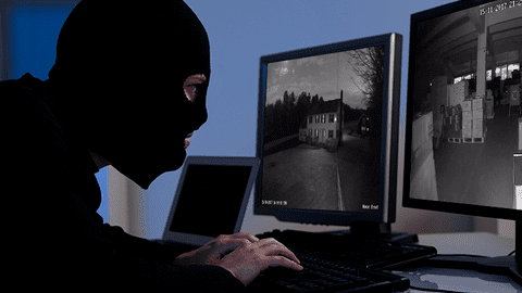 Mách bạn 7 cách nhận biết camera trong nhà bị hack