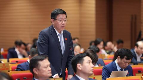 Hà Nội tìm chính sách để khắc phục tình trạng thiếu bãi đỗ ô tô