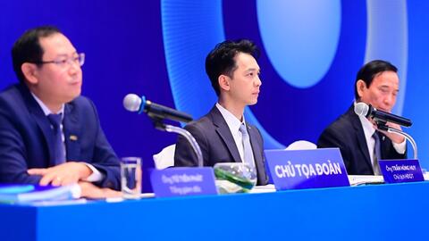 Chủ tịch ACB Trần Hùng Huy: KQKD của ACB quý I/2024 đạt khoảng 4.900 tỷ đồng, tín dụng tăng trưởng cao hơn gấp đôi toàn ngành