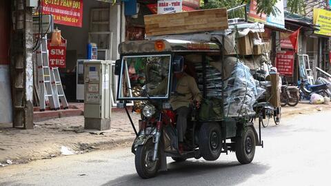 Tiềm ẩn nguy cơ tai nạn giao thông từ xe ba gác tự chế