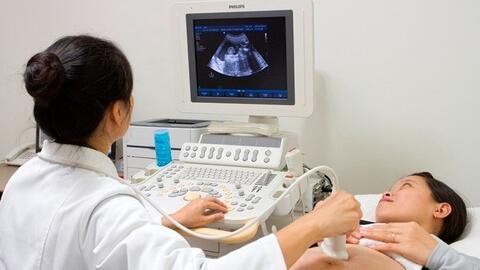 Điều kiện hưởng chế độ thai sản khi tham gia bảo hiểm xã hội