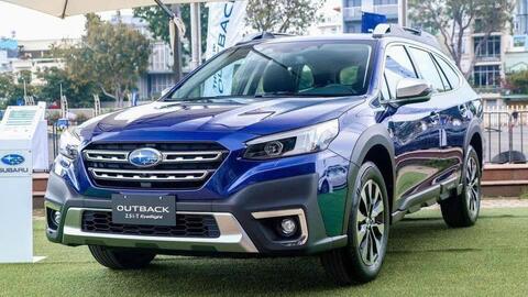 Subaru Outback giảm hơn 400 triệu tại đại lý, SUV 5 chỗ vẫn đắt hơn Palisade bản cao nhất tới cả trăm triệu