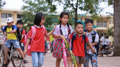 Các nhà trường không thu gộp nhiều khoản cùng thời điểm