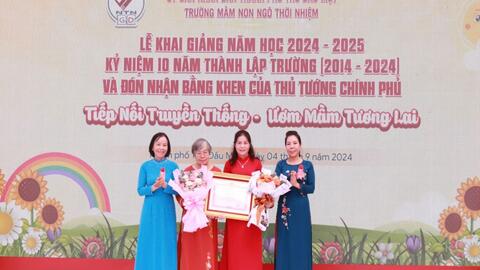 Trường Mầm non Ngô Thời Nhiệm nhận Bằng khen của Thủ tướng Chính phủ