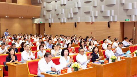 Mỗi cán bộ, công chức phải nắm vững tinh thần của Luật Thủ đô