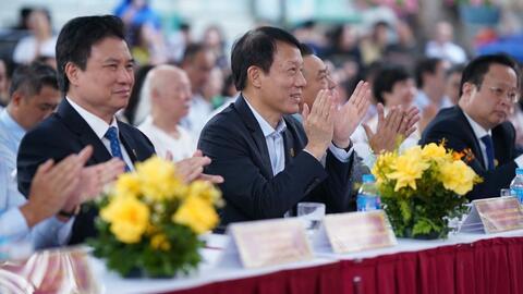 THPT Kim Liên luôn là bông sen tỏa sáng giữa lòng Hà Nội