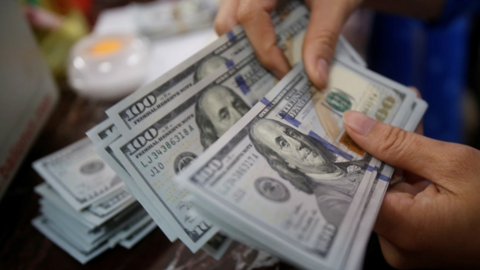 Tỷ giá USD hôm nay (16-1): Đồng USD tiếp tục suy yếu sau dữ liệu CPI