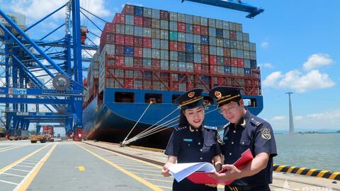 Cơ hội, thách thức và dự báo tăng trưởng kinh tế Việt Nam trong năm 2025