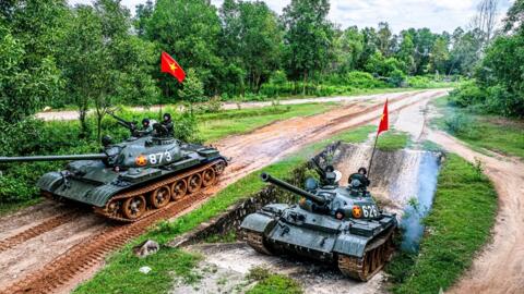 Những chính sách được đề xuất với người còn từ trên 5 năm đến 10 năm tới hạn tuổi
