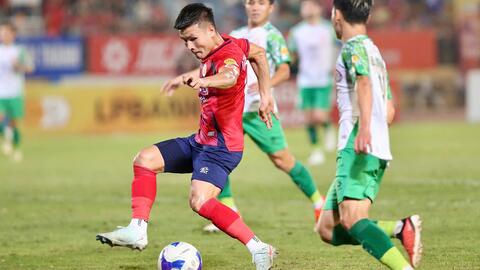 Vì sao Quang Hải có thể không đá trận gặp Man Utd?