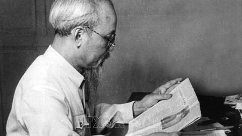 Truyền thông các nước ca ngợi Chủ tịch Hồ Chí Minh