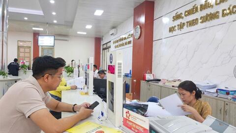 Vận hành chính quyền địa phương hai cấp: Nhìn từ cách làm hay của hai thành phố lớn