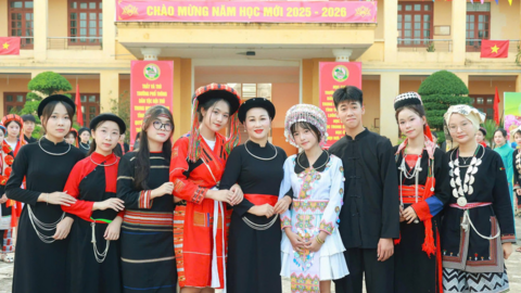 Người thắp sáng ước mơ của học sinh dân tộc ở Tuyên Quang