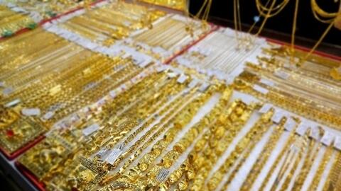 Giá vàng hôm nay (trưa 18-3): Giữ ở mức cao