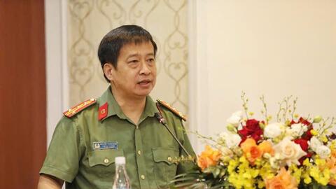 Siết chế tài ở khâu bán lẻ để ngăn chặn thuốc lá lậu