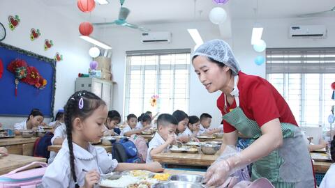 Cần kịp thời báo cáo dấu hiệu bất thường về an toàn thực phẩm học đường