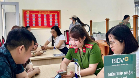 Thanh Hoá: Chi trả an sinh không dùng tiền mặt còn ở mức thấp