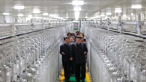 Ông Kim Jong Un tuyên bố tăng cường lực lượng hạt nhân 'theo cấp số nhân'