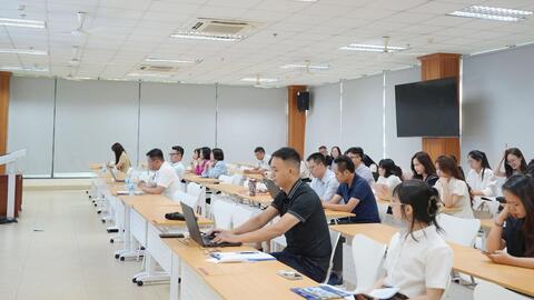 Ứng dụng công nghệ trong giáo dục đại học phải lấy người học làm trung tâm