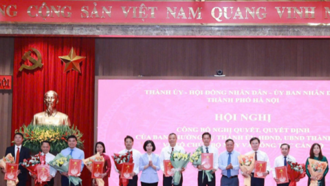 Hà Nội sáp nhập sở ngành, điều động hàng loạt cán bộ chủ chốt