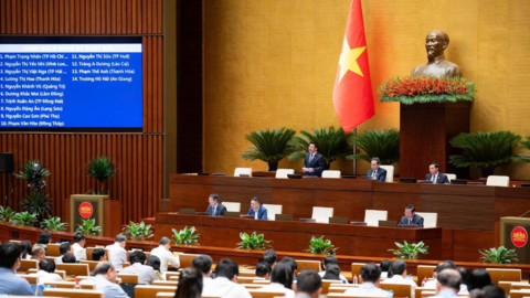 Lo “kẽ hở” cho chủ đầu tư thu tiền khách hàng trước khi bất động sản đủ điều kiện mở bán