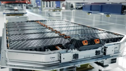 Trung Quốc thúc đẩy tiêu chuẩn pin trạng thái rắn cho xe điện toàn cầu