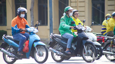 Bảo vệ tài xế công nghệ không chỉ bằng việc tranh luận vài phần trăm phí