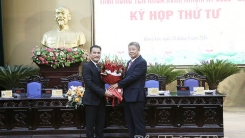 Phê chuẩn kết quả bầu chức vụ Phó Chủ tịch UBND Thành phố Bắc Ninh và tỉnh Hưng Yên