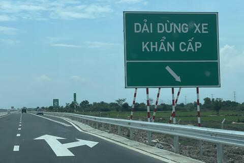Điểm lại những bất cập trên cao tốc Vĩnh Hảo - Phan Thiết sau vụ tai nạn nghiêm trọng rạng sáng 9-7