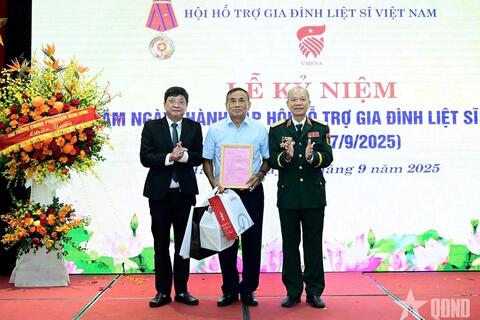 Vun đắp truyền thống “Uống nước nhớ nguồn”, thực hiện tốt công tác tri ân