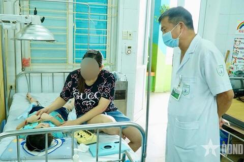 Bệnh viện Châm cứu Trung ương: Nơi mang hy vọng cho trẻ chịu di chứng của tổn thương thần kinh