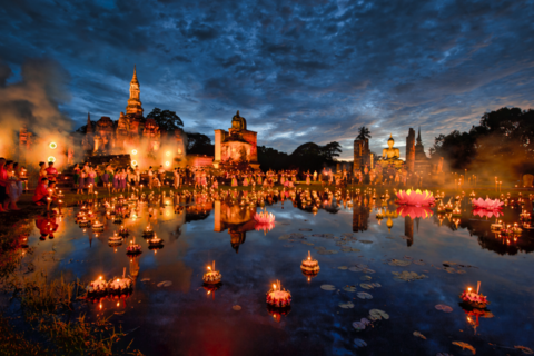 Khám phá mùa lễ hội Loy Krathong 2025: Vẻ đẹp ánh sáng huyền diệu khắp Thái Lan