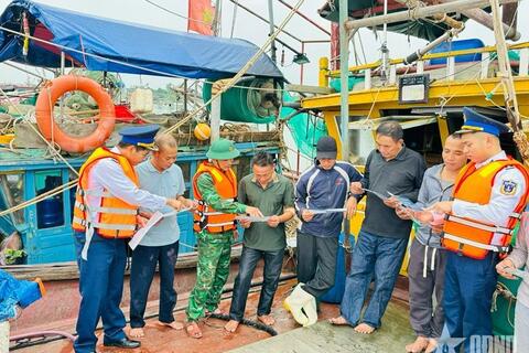 Hải đoàn 11 đẩy mạnh đợt cao điểm chống khai thác IUU