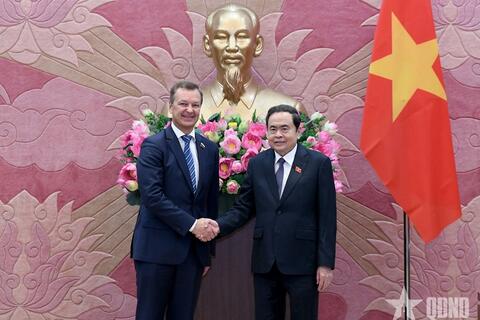 Chủ tịch Quốc hội tiếp Phó chủ tịch thứ nhất Hội đồng liên bang Quốc hội Liên bang Nga