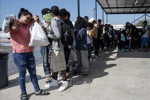 Mỹ tạm dừng toàn bộ hồ sơ xin nhập cư của công dân 19 quốc gia