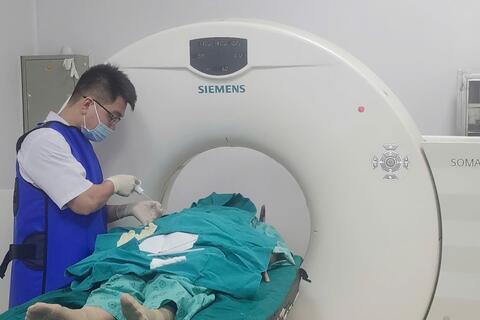 Hà Nội: Kiểm soát chi BHYT, xử lý nghiêm hành vi trục lợi