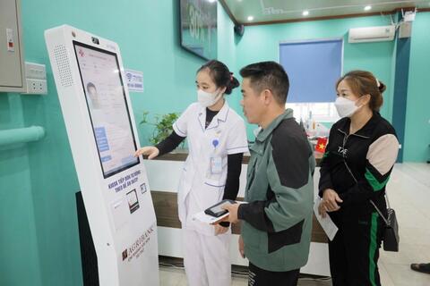 Tăng tốc chuyển đổi số, khám, chữa bệnh thông minh