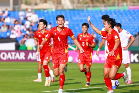 AFC: U23 Việt Nam ở "vị thế thuận lợi tranh suất vào tứ kết"