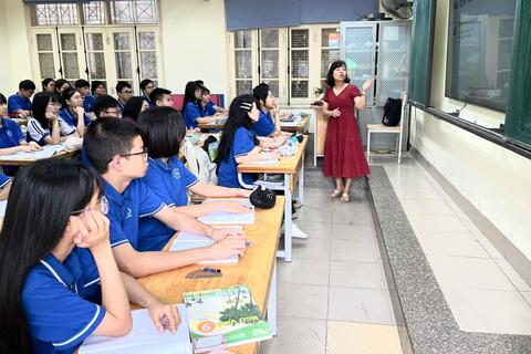 Dạy học 2 buổi/ngày ở nhiều nơi còn vướng