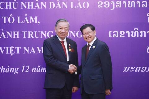 Thắm tình đồng chí, anh em thân thiết Việt Nam - Lào