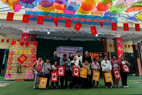 Mang "Tết yêu thương" đến trẻ khuyết tật tại Sóc Sơn và Đông Anh