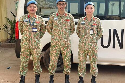 Những người lính mũ nồi xanh thầm lặng