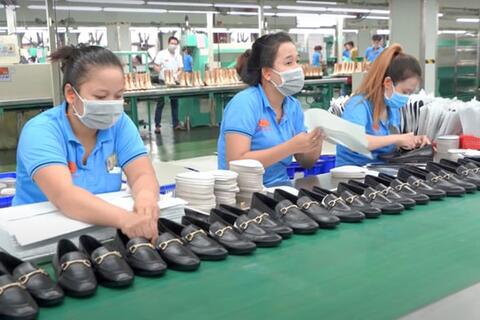 Ngành da giày gỡ "nút thắt" tự chủ nguyên phụ liệu