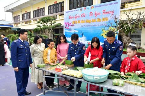 Xuân về trên thành phố cảng Hải Phòng