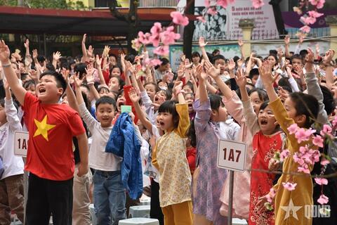 Lan tỏa yêu thương - kết nối cộng đồng - nuôi dưỡng tâm hồn nhân ái cho học sinh